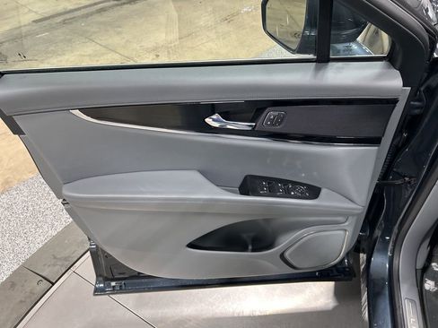 Used 2022 Lincoln Nautilus Reserve image 14