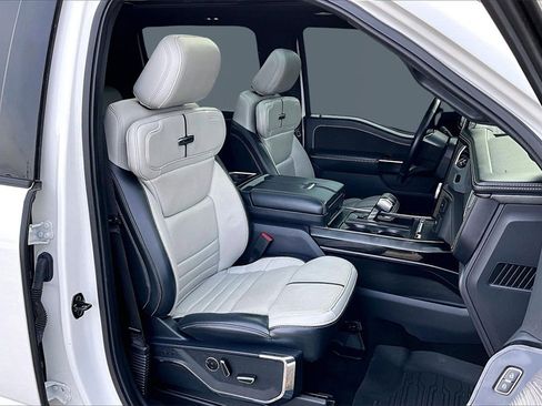 Certified 2022 Ford F150 Lightning Platinum image 7