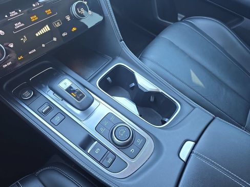 Used 2023 INFINITI QX60 Luxe w/ Performance Audio Package FWD image 25