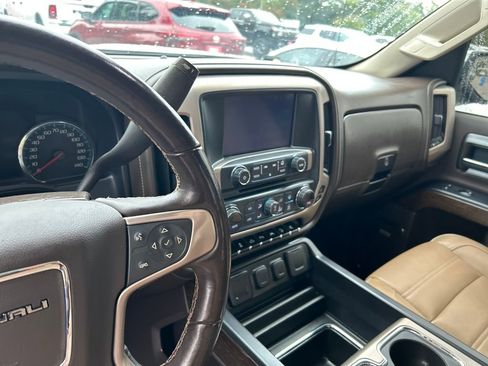 Used 2018 GMC Sierra 1500 Denali w/ Denali Ultimate Package image 23