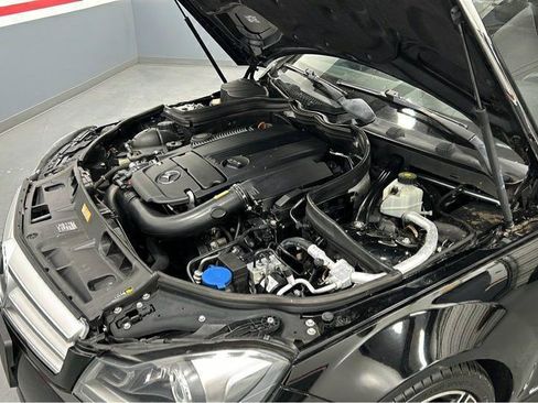 Used 2013 Mercedes-Benz C 250 Sedan image 18
