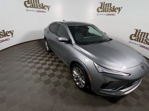 Used 2024 Buick Envista Avenir image 2