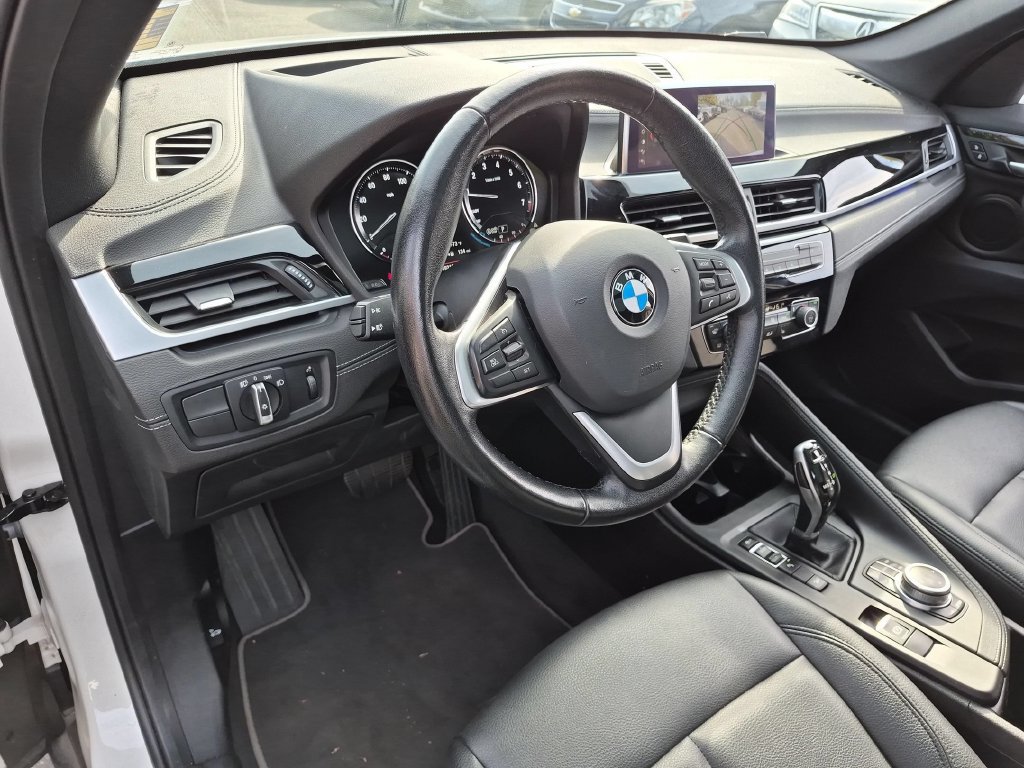 Used 2021 BMW X1 xDrive28i w/ Premium Package AWD/4WD image 13