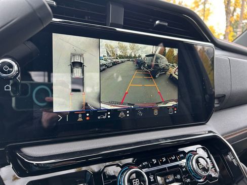 New 2025 GMC Sierra 2500 AT4 image 19