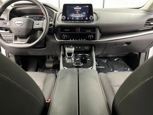 Used 2025 Nissan Rogue SV AWD/4WD image 42