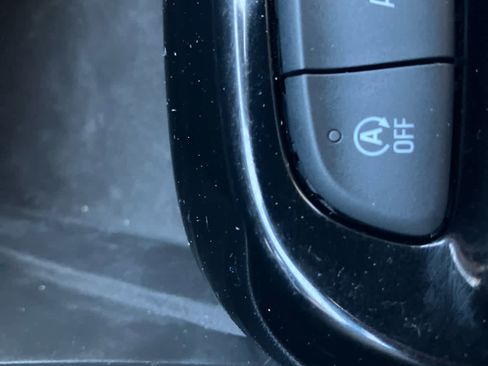 Used 2024 Buick Encore GX Avenir w/ Avenir Convenience Package AWD/4WD image 28