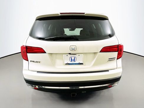 Used 2016 Honda Pilot Touring image 6