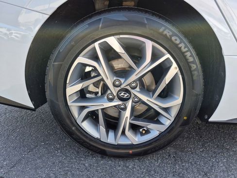 Used 2020 Hyundai Sonata SEL w/ Convenience Package image 10