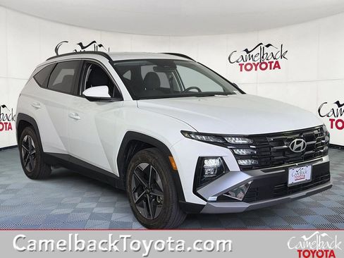 Used 2025 Hyundai Tucson SEL FWD image 1