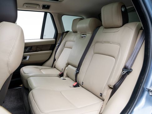 Used 2019 Land Rover Range Rover Supercharged AWD/4WD image 22