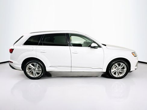 Used 2021 Audi Q7 3.0T Premium w/ Convenience Package image 10