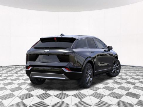 New 2027 Cadillac Optiq Luxury w/ LPO, Floor Liner Package AWD/4WD image 9