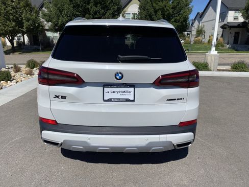 Used 2019 BMW X5 xDrive50i w/ Executive Package image 5