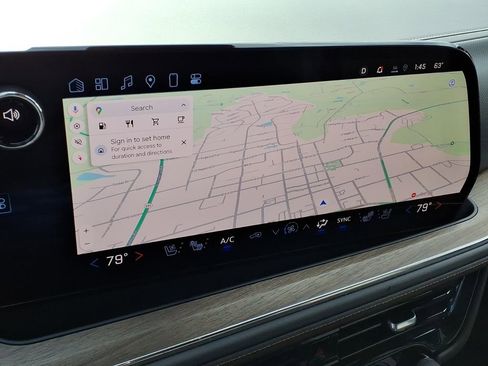 Used 2025 Chevrolet Tahoe High Country image 24