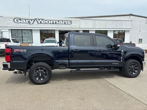 Used 2025 Ford F250 Lariat w/ FX4 Off-Road Package AWD/4WD image 10