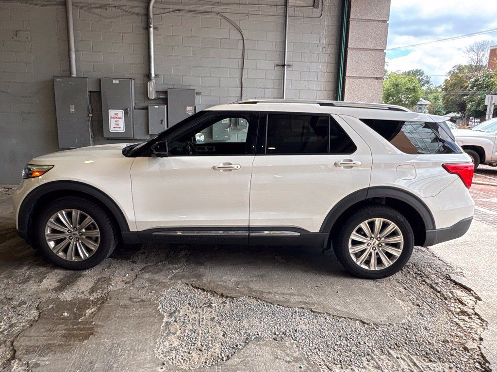 Used 2020 Ford Explorer Limited AWD/4WD image 6