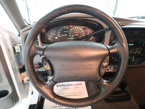 Used 2000 Ford Ranger XLT AWD/4WD image 14