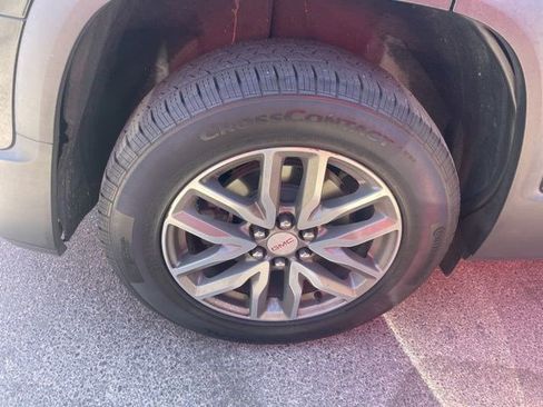Used 2017 GMC Acadia SLE w/ Driver Alert Package I FWD image 24