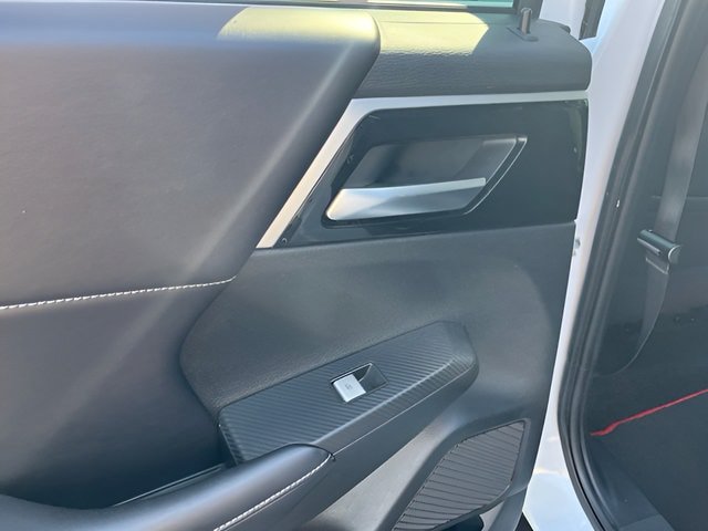 Used 2024 Mitsubishi Outlander SE AWD/4WD image 26