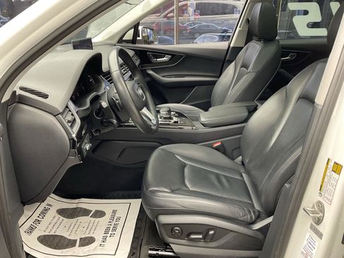 Used 2019 Audi Q7 3.0T Premium Plus image 9