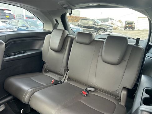 Used 2018 Honda Odyssey EX-L image 32