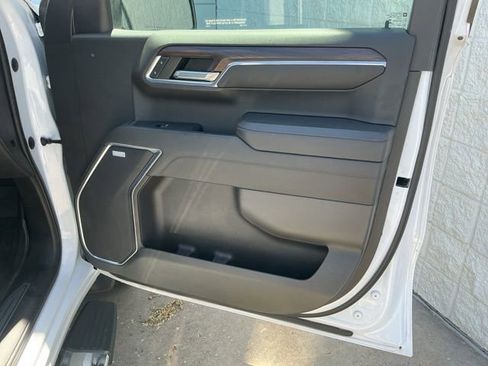 Used 2023 GMC Sierra 1500 SLT w/ SLT Convenience Package AWD/4WD image 26