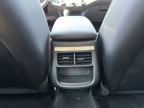 Used 2016 Chevrolet Impala LTZ FWD image 9