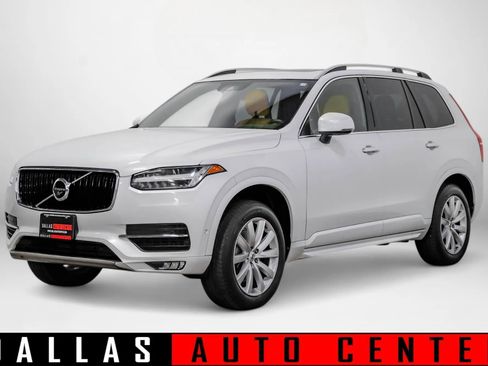 Used 2017 Volvo XC90 T6 Momentum w/ Vision Package image 3