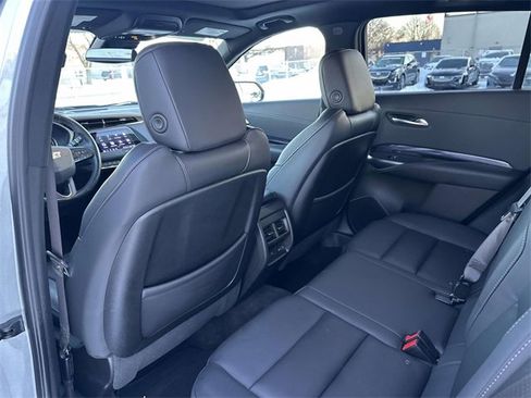 Certified 2023 Cadillac XT4 Luxury w/ Cold Weather Package image 31