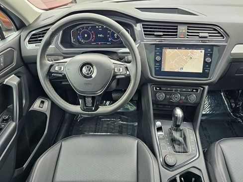 Used 2021 Volkswagen Tiguan SEL image 31