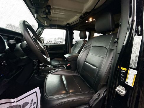 Used 2023 Jeep Wrangler Unlimited Sahara w/ Cold Weather Group image 23