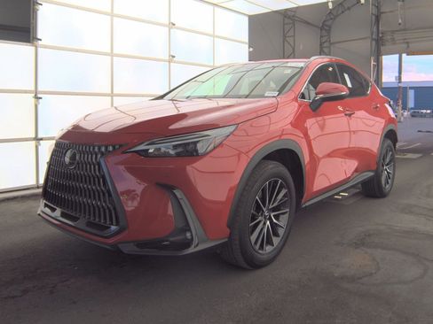 Used 2024 Lexus NX 250 FWD w/ Premium Package image 1