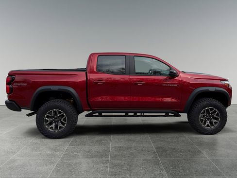 New 2026 Chevrolet Colorado ZR2 w/ Technology Package AWD/4WD image 6