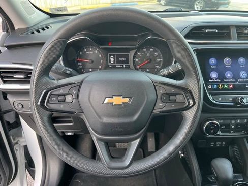 Used 2023 Chevrolet TrailBlazer LT w/ Convenience Package FWD image 21