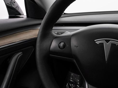 Used 2022 Tesla Model 3 Long Range image 25