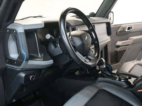 Used 2022 Ford Bronco Black Diamond image 30