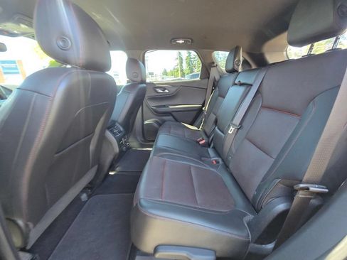 Used 2021 Chevrolet Blazer RS AWD/4WD image 16