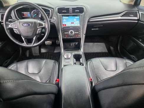 Used 2017 Ford Fusion Titanium image 14
