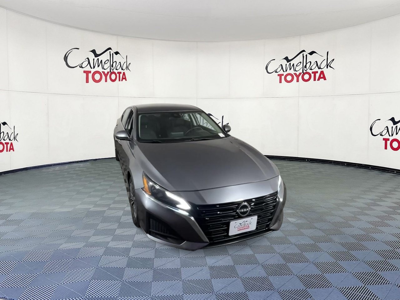 Used 2023 Nissan Altima 2.5 SV FWD image 4