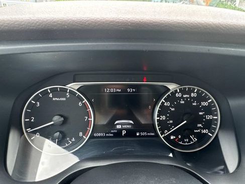 Certified 2023 Nissan Rogue SV AWD/4WD image 37