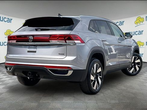 Used 2024 Volkswagen Atlas Cross Sport SE AWD/4WD image 6
