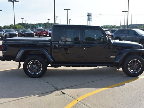 Used 2021 Jeep Gladiator Overland w/ Popular Equipment Package AWD/4WD image 4