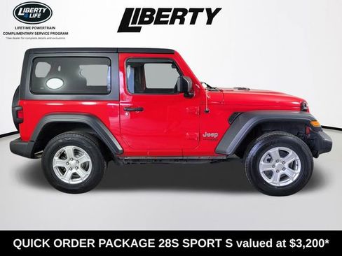 Used 2019 Jeep Wrangler Sport S AWD/4WD image 2