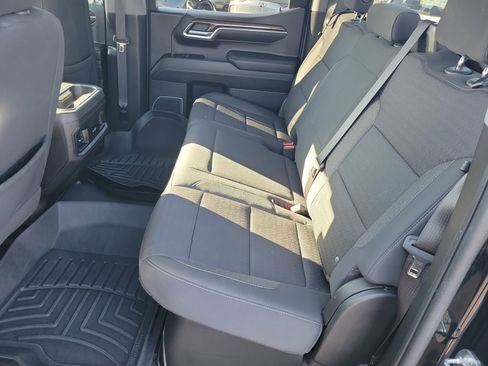 Used 2023 Chevrolet Silverado 1500 RST image 9