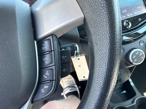 Used 2014 Chevrolet Spark LT FWD image 23