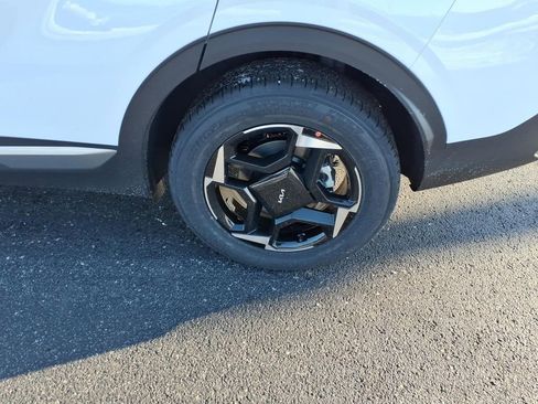 New 2026 Kia Sportage EX image 10