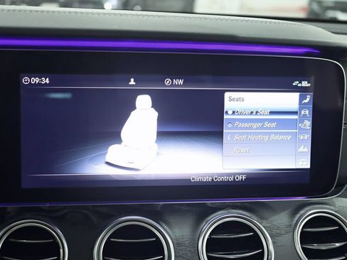 Used 2019 Mercedes-Benz E 63 AMG S image 28