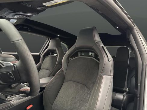 Used 2024 Dodge Charger R/T Scat Pack w/ Plus Group image 7