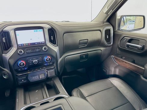 Used 2019 GMC Sierra 1500 SLT RWD image 23
