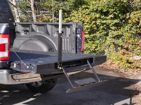 Certified 2022 Ford F150 King Ranch w/ Equipment Group 601A High image 24